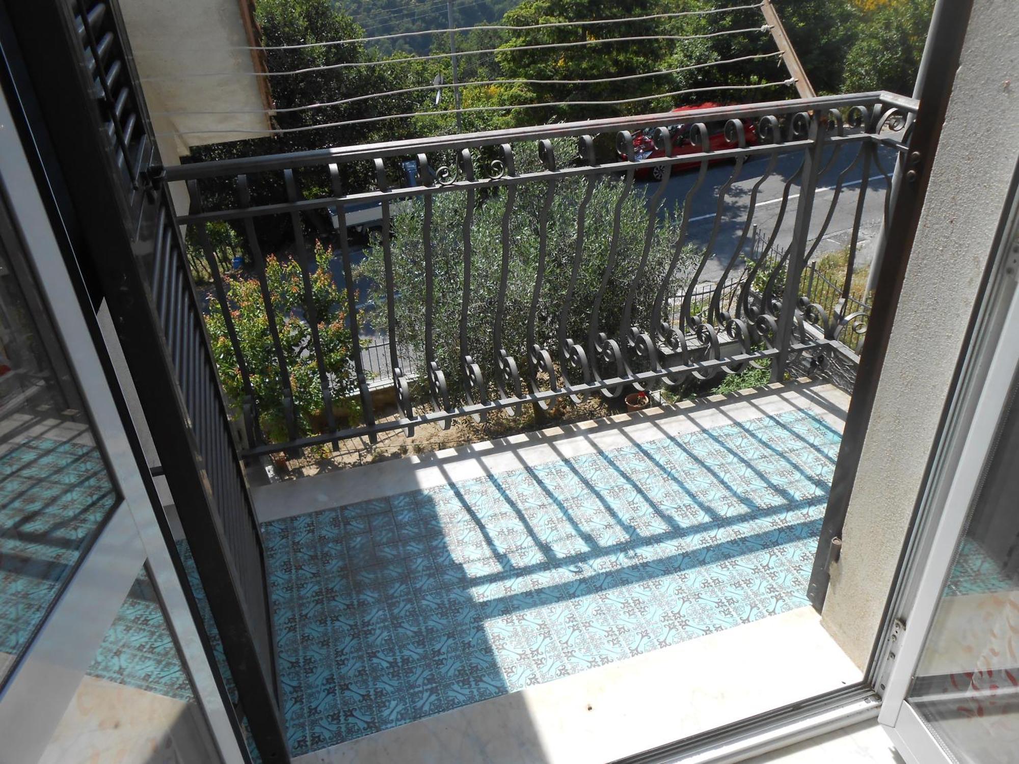 La Mansardina Apartment Vezzi Portio Luaran gambar